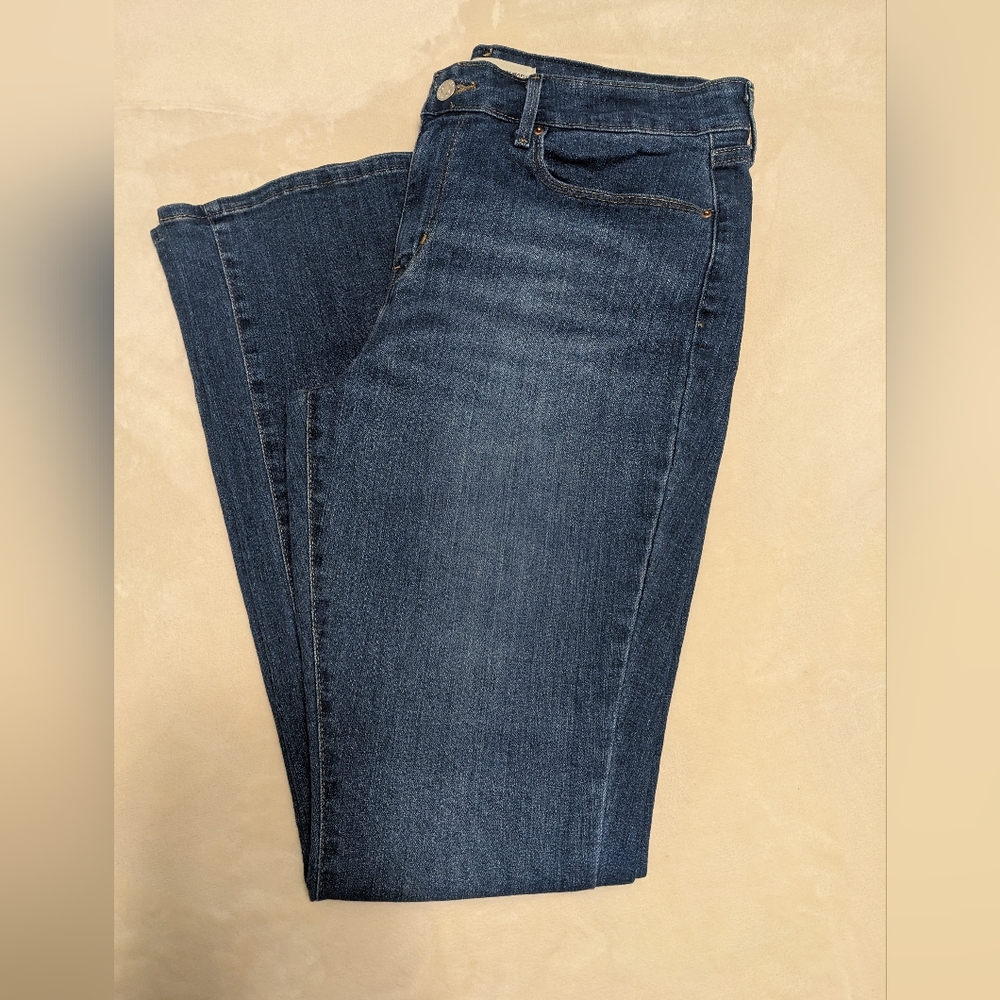 Levi's mid-rise bootcut